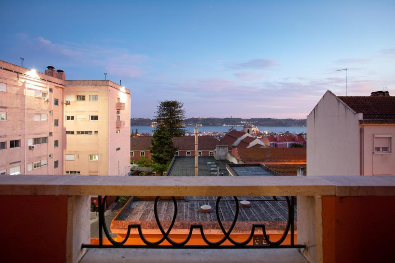 Ambassador River View Suites Lisboa Екстериор снимка